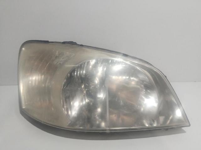 HYUNDAI 921101C010 Faro izquierdo  en stock Terrassa