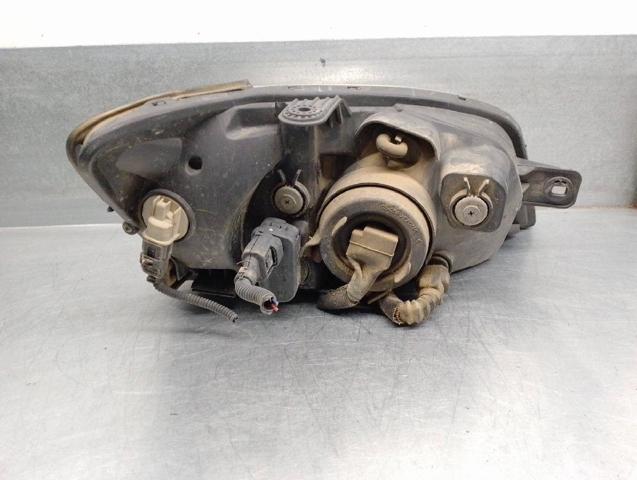 921101C010 Faro izquierdo comprar Almería