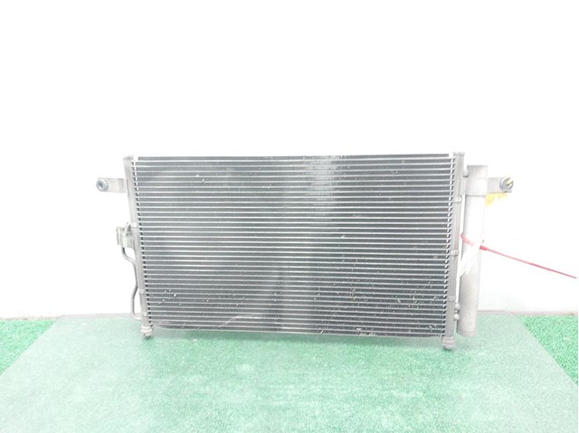 Condensador / radiador  aire acondicionado para nissan almera ii hatchback 2.2 di yd22 92110BM400