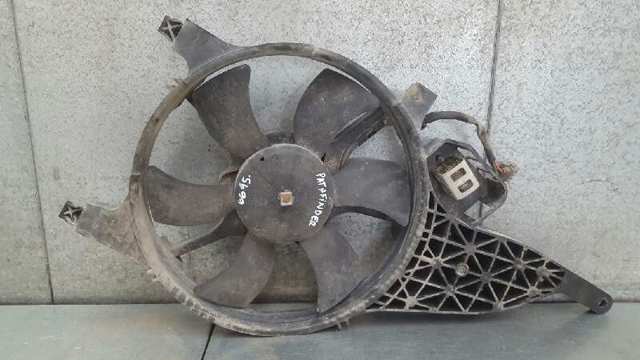 NISSAN 92120EB400 Difusor del radiador del aire acondicionado con ventilador y motor  disponible Valladolid