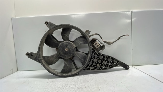 92120EB400 Difusor del radiador del aire acondicionado con ventilador y motor  comprar en Pontevedra
