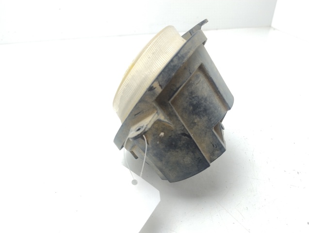 922013E011 Faro antiniebla izquierdo  disponible Málaga