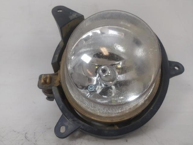 Faro antiniebla izquierdo 922013E011 HYUNDAI