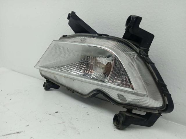 92201C8100 Luz diurna izquierda  en stock Granada