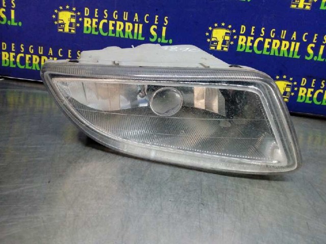 Luz antiniebla derecha 9220227500 Hyundai/Kia