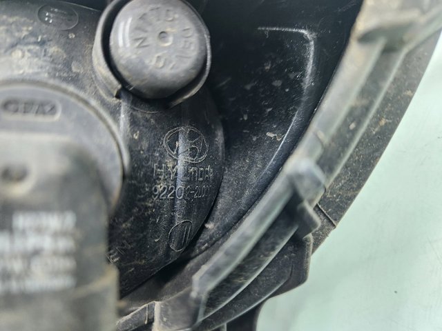 HYUNDAI 922022L000 Faro antiniebla derecho  comprar en Ponferrada