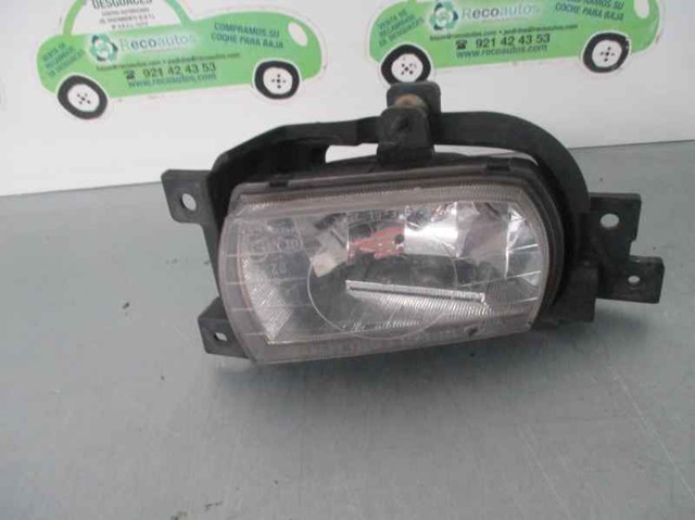 Faro antiniebla derecho 922024D000 Hyundai/Kia