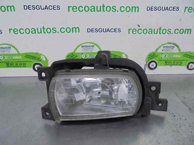 Faro antiniebla derecho 922024D000 Hyundai/Kia