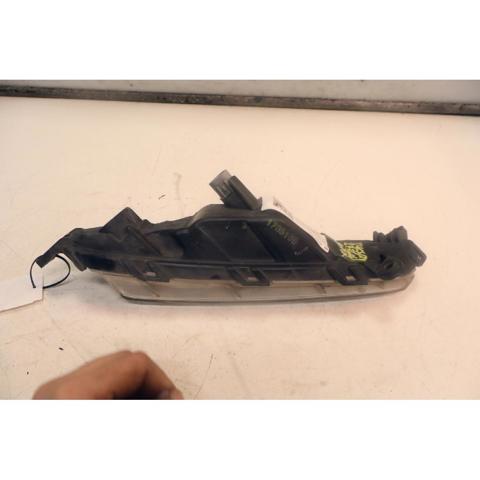 92208D7000 Luz diurna derecha  disponible Málaga