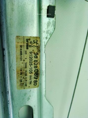 PEUGEOT 9221FF Mecanismo de elevalunas de la puerta delantera izquierda  comprar en Ponferrada