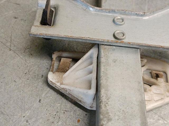 9221G3 Mecanismo de elevalunas de la puerta delantera izquierda  disponible Utrera