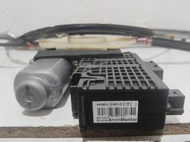 9222CT PEUGEOT Mecanismo de elevalunas de la puerta delantera derecha  comprar en Oviedo