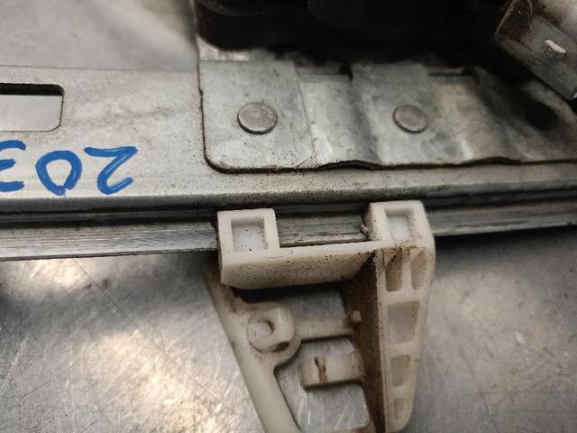 9222F8 PEUGEOT Mecanismo de elevalunas delantero derecha comprar Madrid