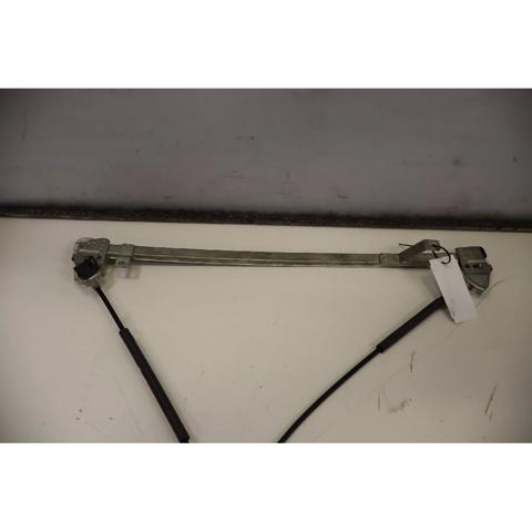 PEUGEOT 9222HE Mecanismo de elevalunas de la puerta delantera derecha  disponible Valladolid
