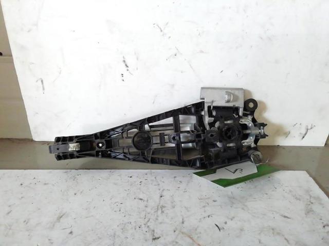 92233089 GM Manija exterior de puerta delantera  disponible Ourense