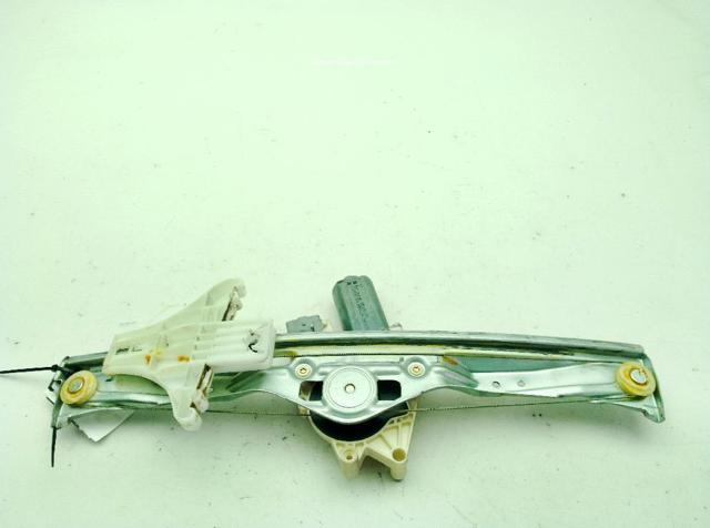 922467 PEUGEOT Mecanismo de elevalunas de la puerta trasera derecha  en stock Huelva
