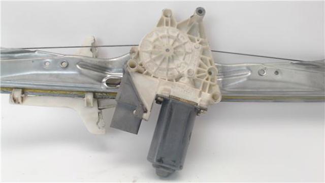 922467 PEUGEOT Mecanismo de elevalunas de la puerta trasera derecha  disponible Alicante