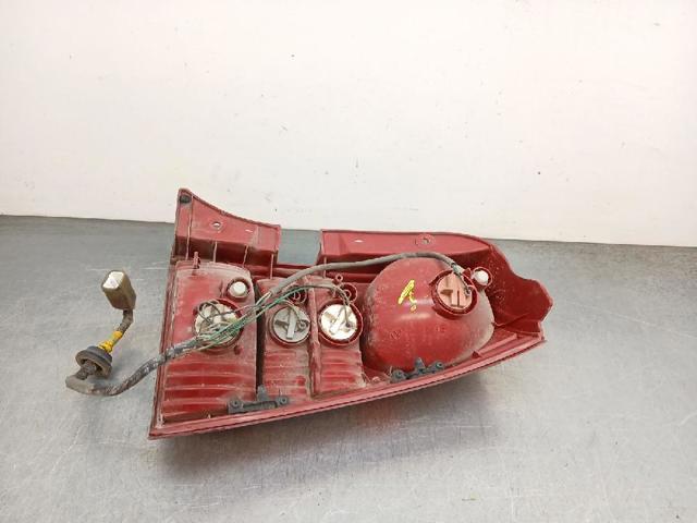 9240107010 Piloto trasero izquierdo  comprar en Reus
