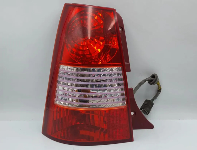 9240107010 HYUNDAI Piloto trasero izquierdo  en stock Huelva