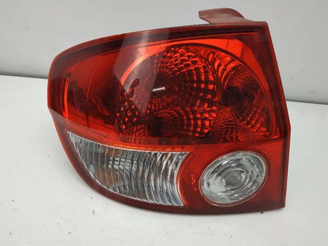 924011C010 Piloto trasero izquierdo comprar Almería