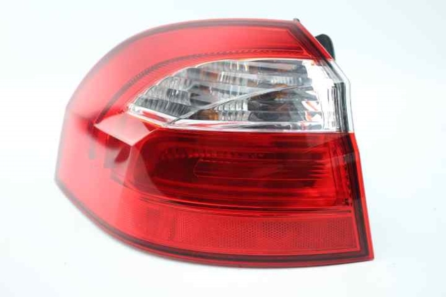 924011W210 HYUNDAI Piloto trasero exterior izquierdo  en stock Córdoba