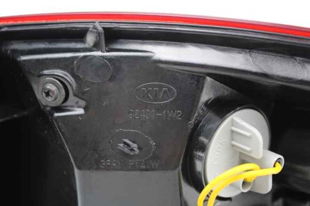 924011W210 HYUNDAI Piloto trasero exterior izquierdo comprar Madrid