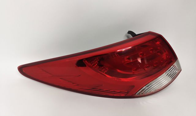 924012Y0 Piloto trasero exterior izquierdo  comprar en Zaragoza