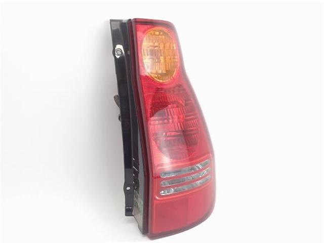 9240217610 HYUNDAI Piloto trasero derecho  en stock Gandía