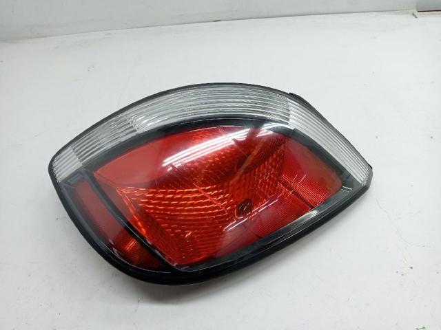 HYUNDAI 924021G210 Piloto trasero derecho comprar Pamplona