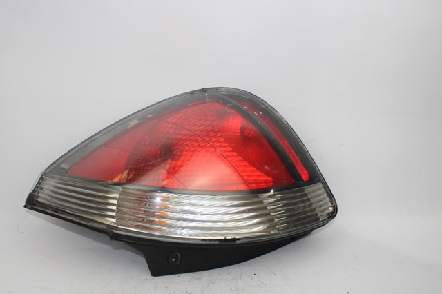 924021G210 HYUNDAI Piloto trasero derecho  en stock Gandía
