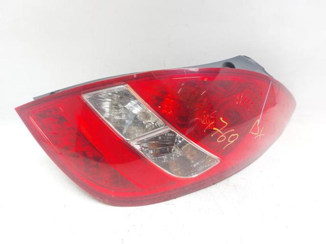 924021J000 HYUNDAI Piloto trasero derecho  disponible Vigo