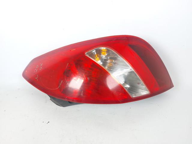 HYUNDAI 924021J000 Piloto trasero derecho comprar Barcelona
