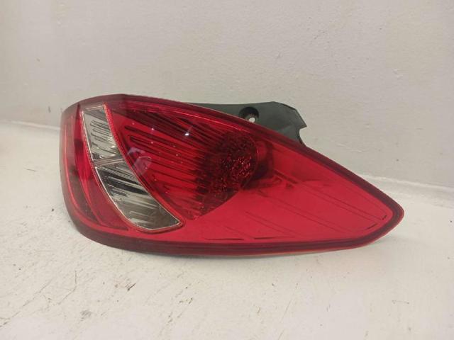 HYUNDAI 924021J000 Piloto trasero derecho  en stock Salamanca