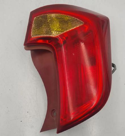 Piloto trasero derecho 924021Y010 HYUNDAI