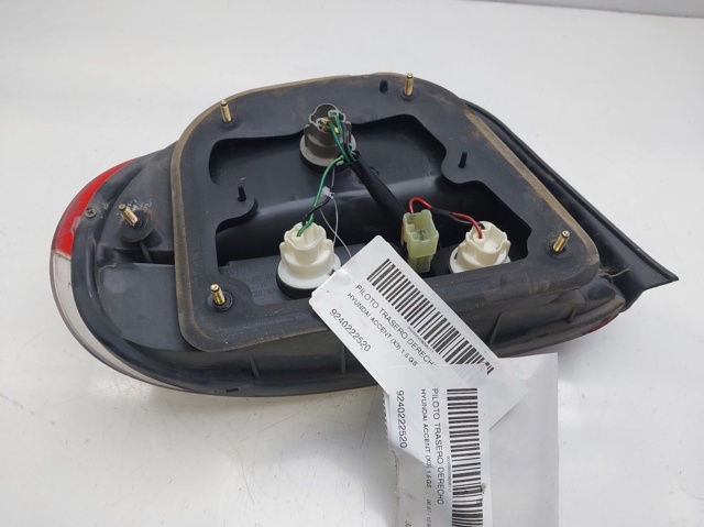 Piloto posterior derecho Hyundai Accent 1