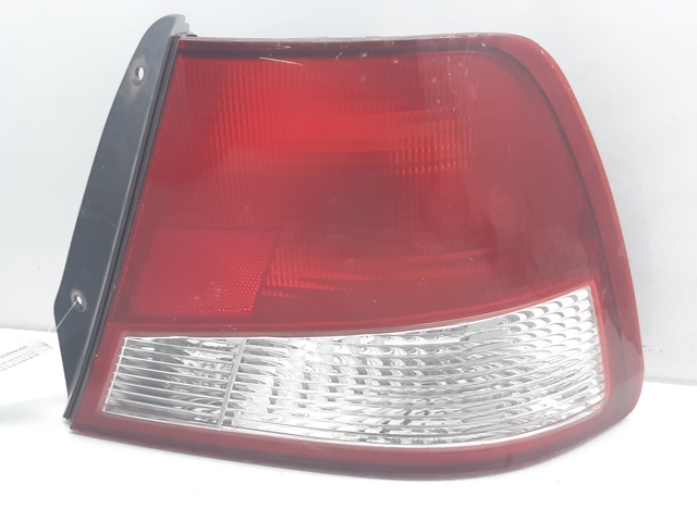 HYUNDAI 9240225220 Piloto trasero derecho  disponible Valladolid