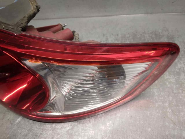 924022B000 HYUNDAI Piloto trasero exterior derecho comprar Madrid