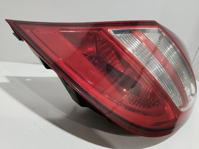 924022L0 Piloto trasero derecho comprar Sevilla