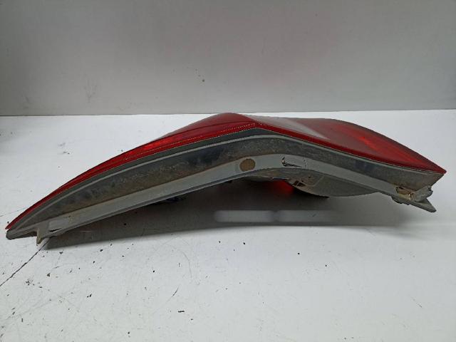 924022L010 Piloto trasero derecho  disponible Burgos