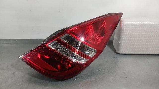 924022L010 Piloto trasero derecho  comprar en Pontevedra