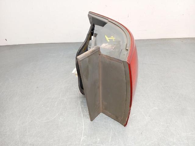 924023K010 HYUNDAI Piloto trasero exterior derecho  en stock Gandía