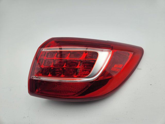 HYUNDAI 924023W010 Piloto trasero exterior derecho  en stock Valencia