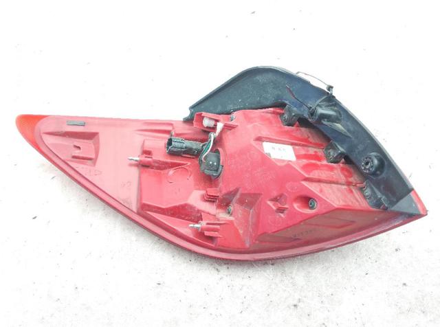 924023W010 HYUNDAI Piloto trasero exterior derecho comprar Madrid