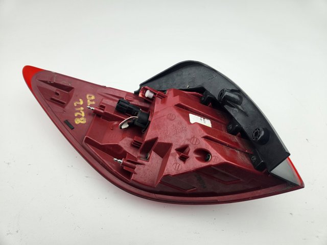 HYUNDAI 924023W010 Piloto trasero exterior derecho  en stock Valencia