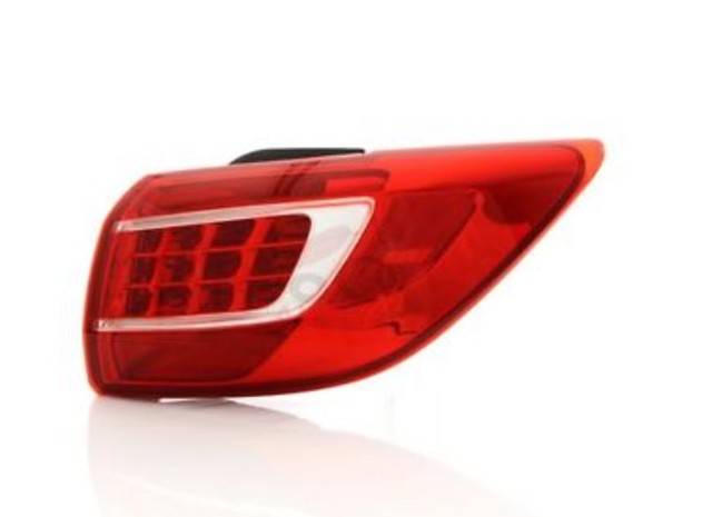 924023W010 HYUNDAI Piloto trasero exterior derecho  en stock Huelva