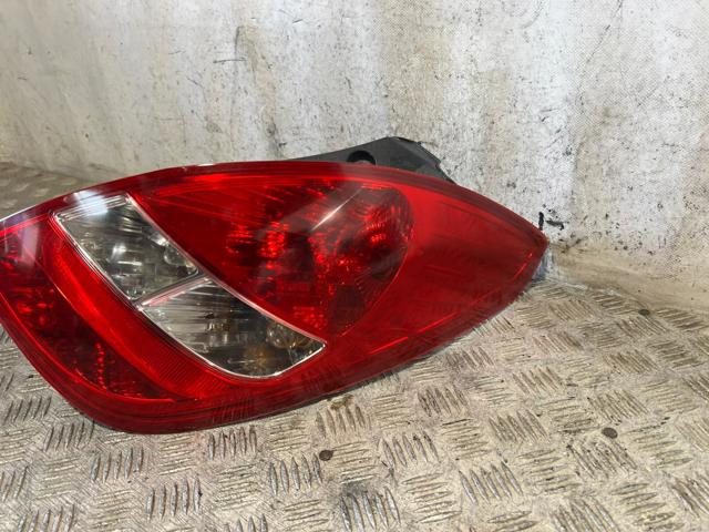 Piloto trasero derecho 924024P000 HYUNDAI