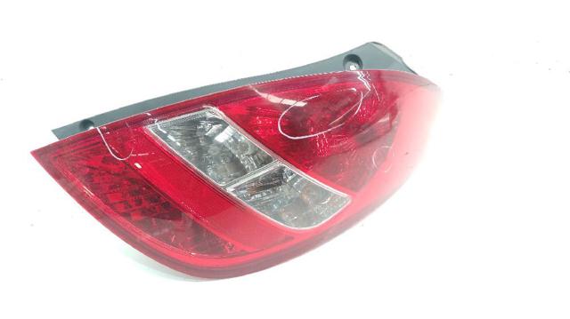Piloto trasero derecho 924024P000 HYUNDAI