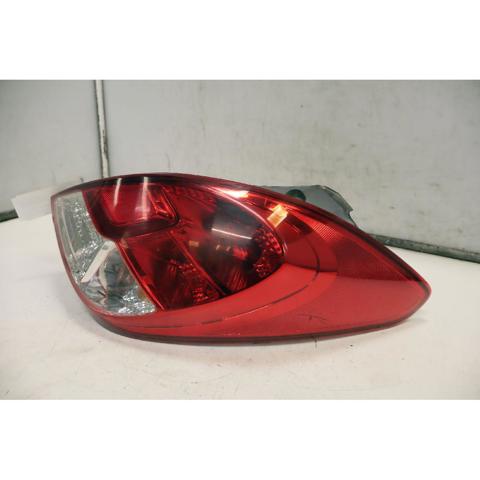 HYUNDAI 924024P500 Piloto trasero derecho  en stock Terrassa