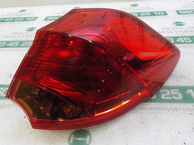 Piloto trasero exterior derecho 92402A2000 HYUNDAI