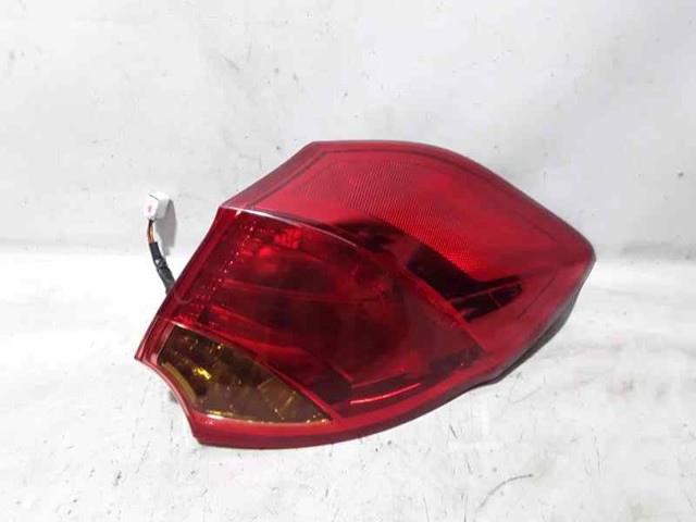 Piloto trasero exterior derecho 92402A2000 HYUNDAI
